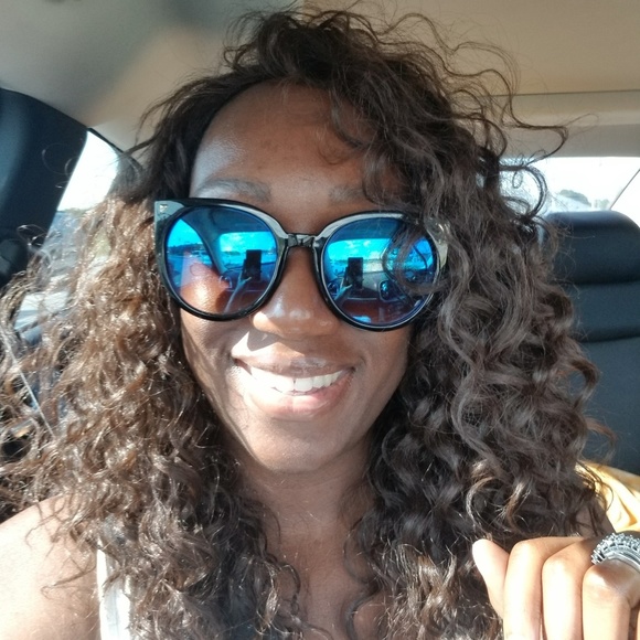 Meet your Posher, Shavavian - Picture 2 of 4